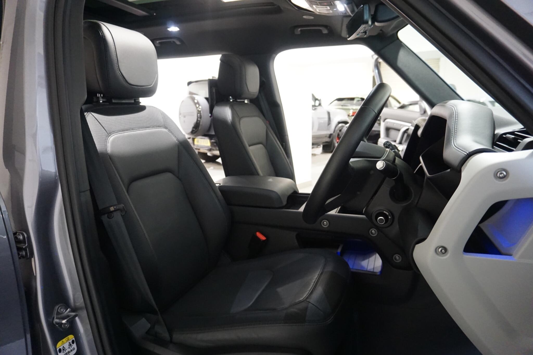 Land Rover Defender 110 2.0 P400e 15.4kWh X-Dynamic HSE SUV 5dr Petrol Plug-in Hybrid Auto 4WD Euro 6 (s/s) (404 ps)